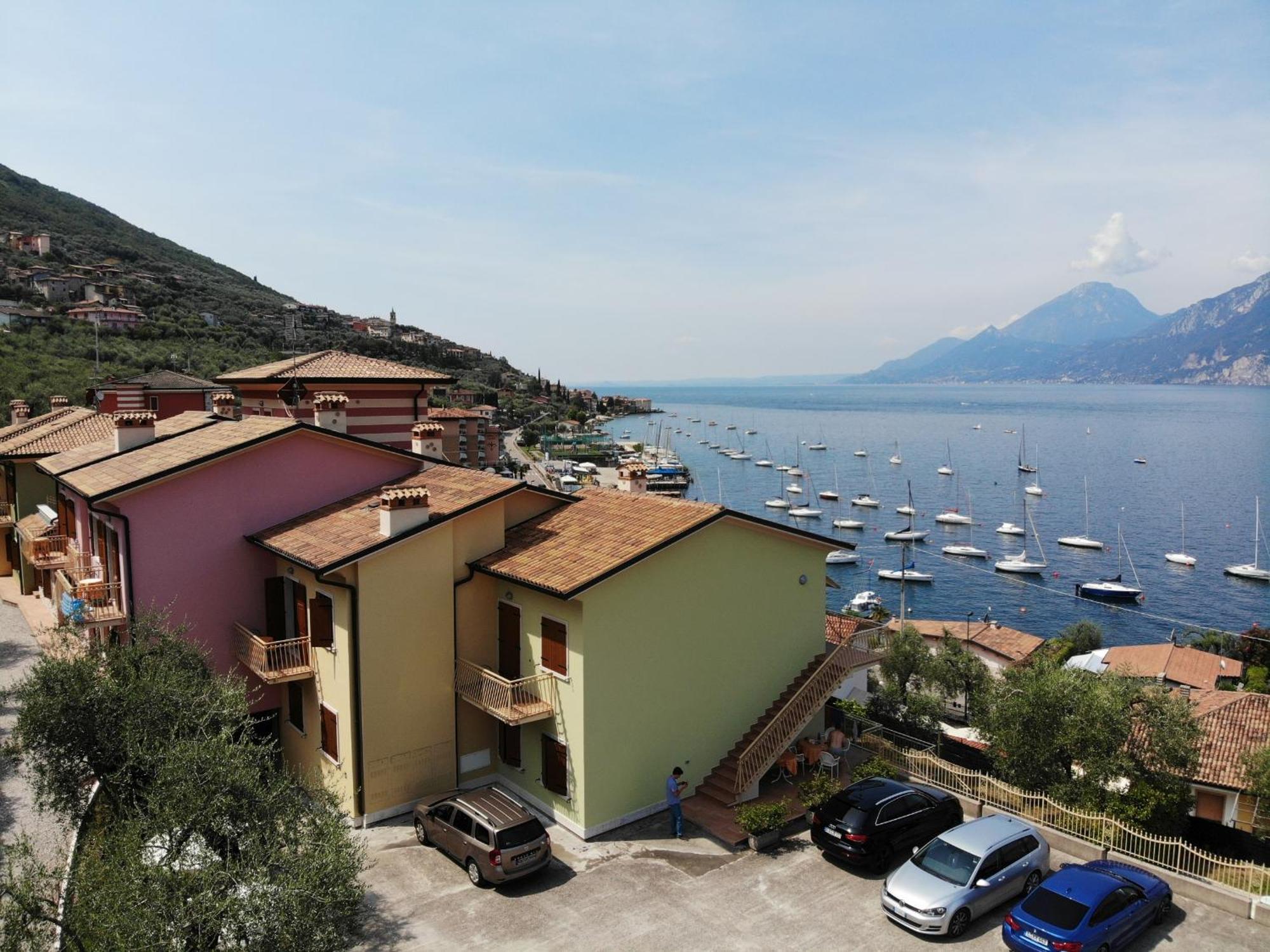 Residence Casa Maria Assenza di Brenzone Exterior foto